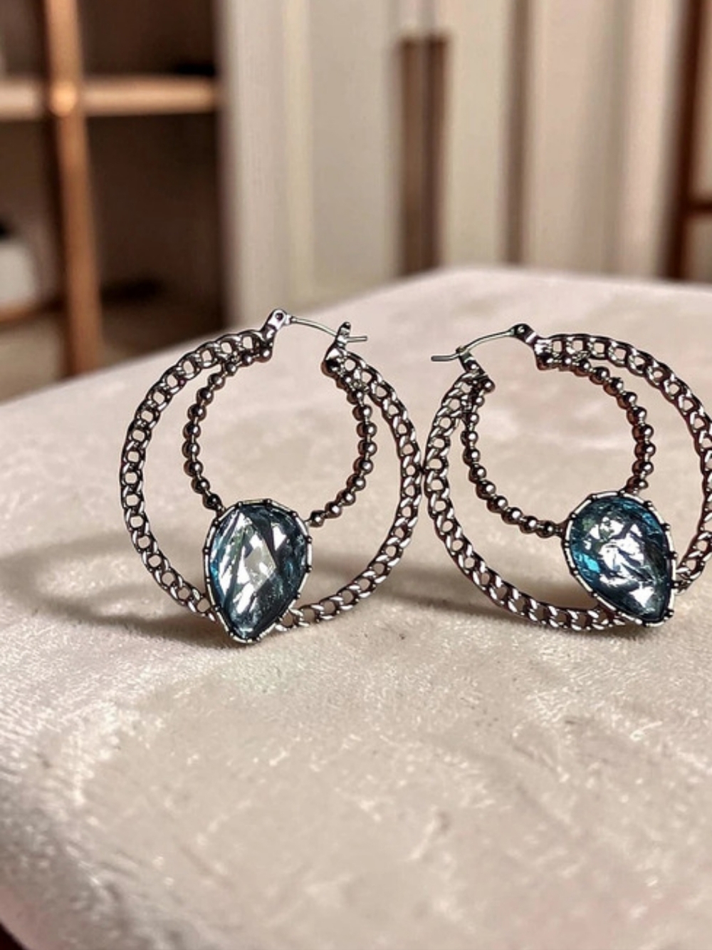 Simply Vera Vera Wang Blue Teardrop Crystal Double Hoop Earrings NWOT